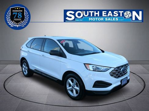 Used 2021 Ford Edge SE image 2