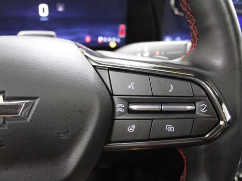Used 2025 Chevrolet Traverse RS AWD/4WD image 42