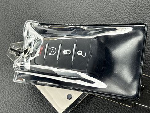 Used 2025 RAM 2500 Big Horn image 31