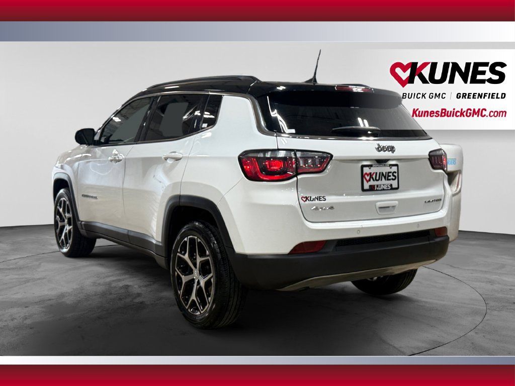 Used 2024 Jeep Compass Limited AWD/4WD image 8