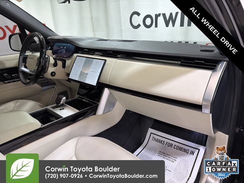 Used 2025 Land Rover Range Rover Autobiography AWD/4WD image 12