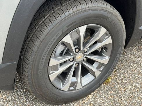 New 2026 Chevrolet Equinox LT w/ Safety and Technology Package image 9