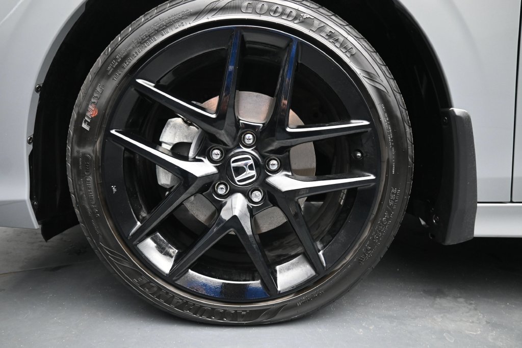 Certified 2025 Honda Civic Sport image 12