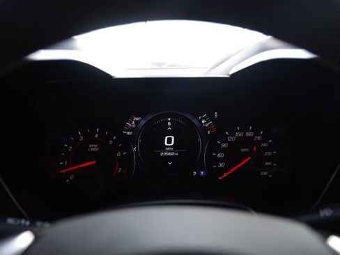 Used 2021 Chevrolet Camaro ZL1 RWD image 23