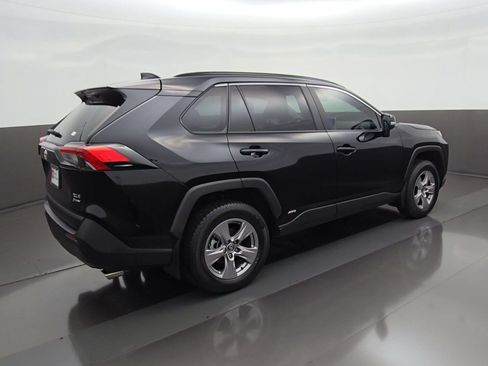 Certified 2025 Toyota RAV4 XLE w/ Convenience Package AWD/4WD image 10