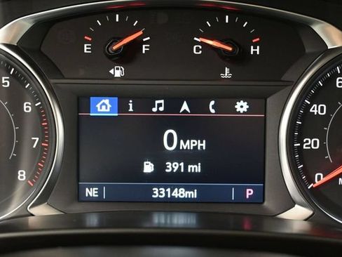 Used 2025 Chevrolet Blazer LT FWD image 11