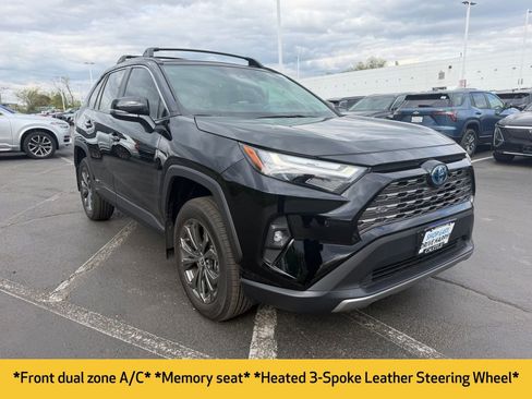 Used 2024 Toyota RAV4 Limited w/ Weather Package AWD/4WD image 5
