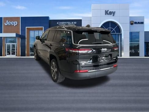 New 2025 Jeep Grand Cherokee L Limited w/ Luxury Tech Group II image 4