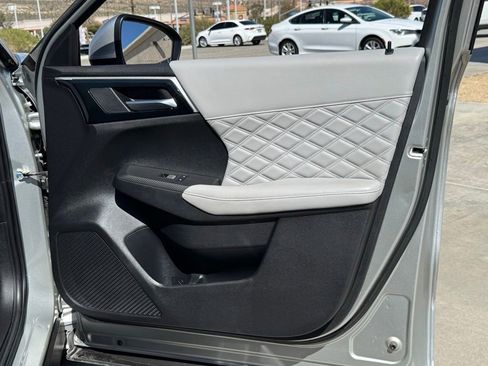 Used 2023 Mitsubishi Outlander SEL image 31