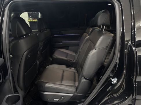 Used 2025 Hyundai Santa Fe Calligraphy image 29