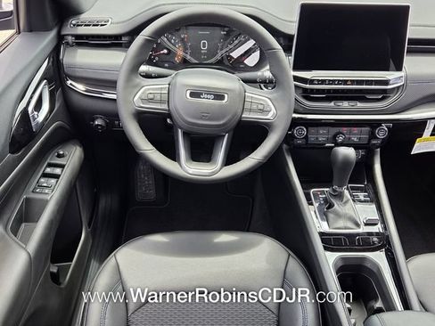 New 2026 Jeep Compass Latitude AWD/4WD image 7