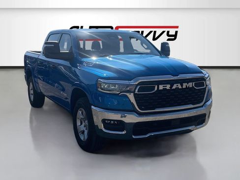 Used 2025 RAM 1500 Big Horn AWD/4WD image 1
