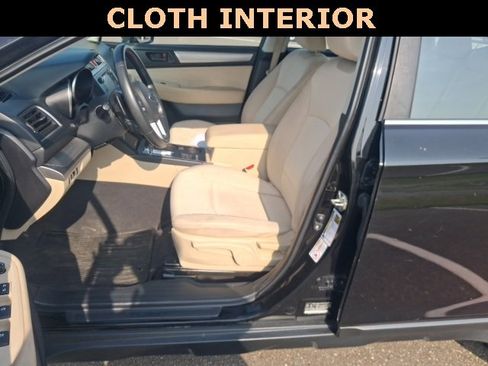 Used 2017 Subaru Outback 2.5i image 10