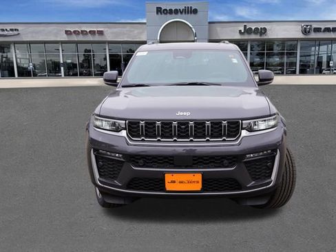 New 2026 Jeep Grand Cherokee L Limited AWD/4WD image 8