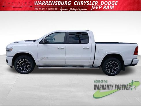 Used 2025 RAM 1500 Laramie w/ Sport Appearance Package image 7