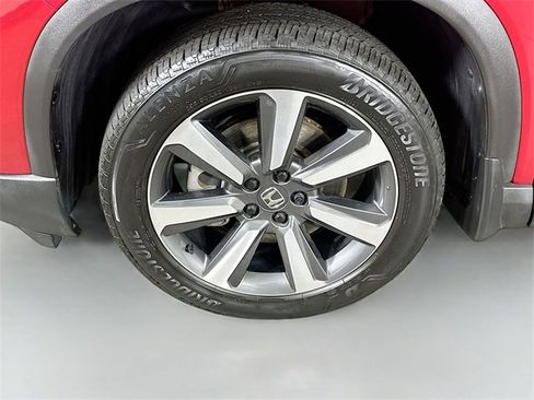 Certified 2023 Honda Pilot Touring image 14