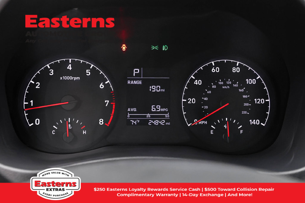 Used 2022 Hyundai Accent SEL FWD image 18