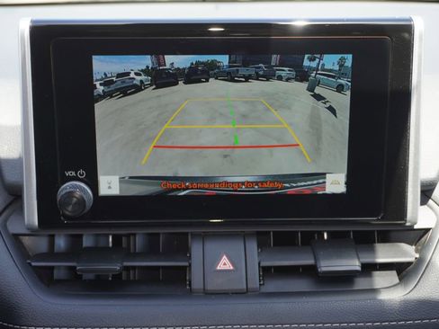Certified 2025 Toyota RAV4 XLE w/ Convenience Package AWD/4WD image 17