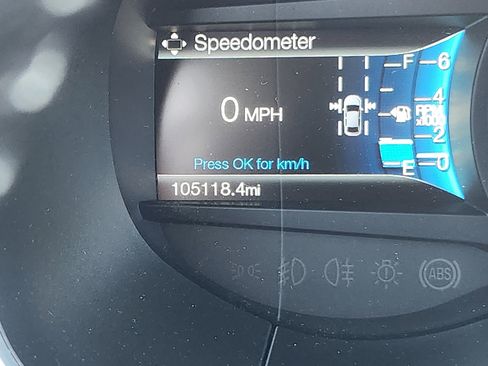 Used 2016 Ford Edge Titanium w/ Equipment Group 302A image 9