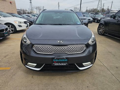 Used 2018 Kia Niro EX w/ EX Touring Graphite Edition image 2