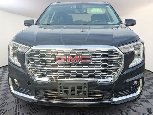 Used 2022 GMC Terrain Denali w/ Denali Premium Package image 5