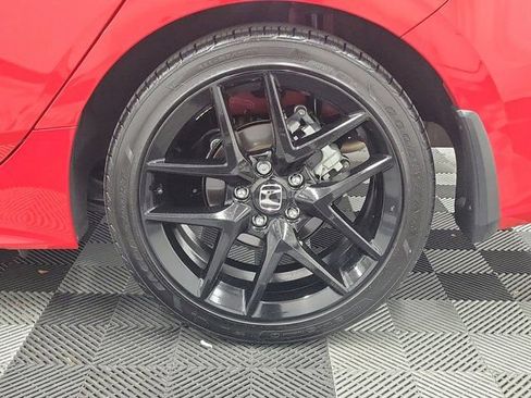 Used 2025 Honda Civic Sport image 10