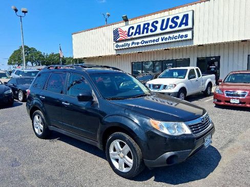 Used 2010 Subaru Forester 2.5X Premium image 6