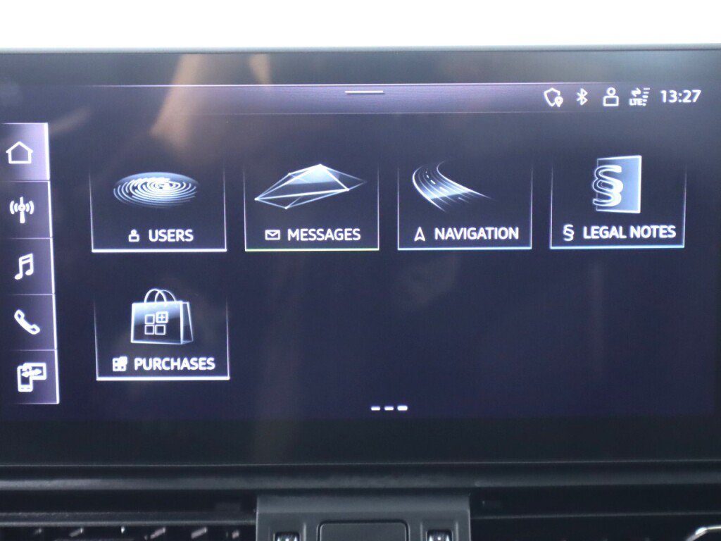 Used 2021 Audi Q5 2.0T Premium Plus w/ Premium Plus Package AWD/4WD image 16