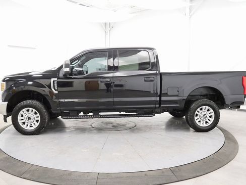 Used 2019 Ford F250 XLT image 4