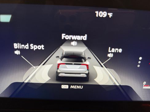 Used 2026 Nissan Kicks SR FWD image 37
