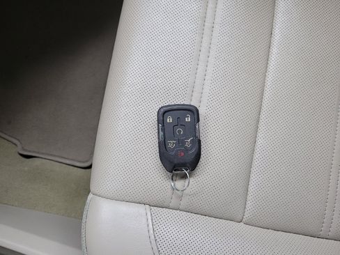 Used 2018 GMC Yukon Denali AWD/4WD image 32