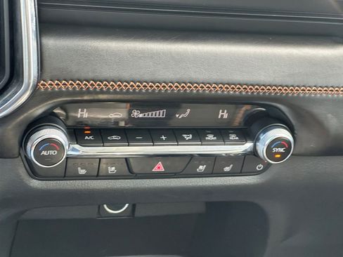 Used 2025 MAZDA CX-50 AWD 2.5 S w/ Premium Plus Pkg image 17