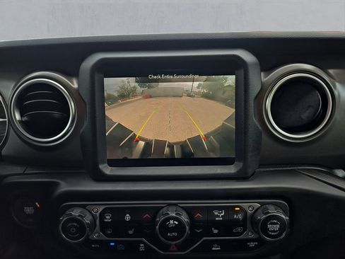 Used 2023 Jeep Wrangler Unlimited Rubicon 4xe w/ Steel Bumper Group image 20