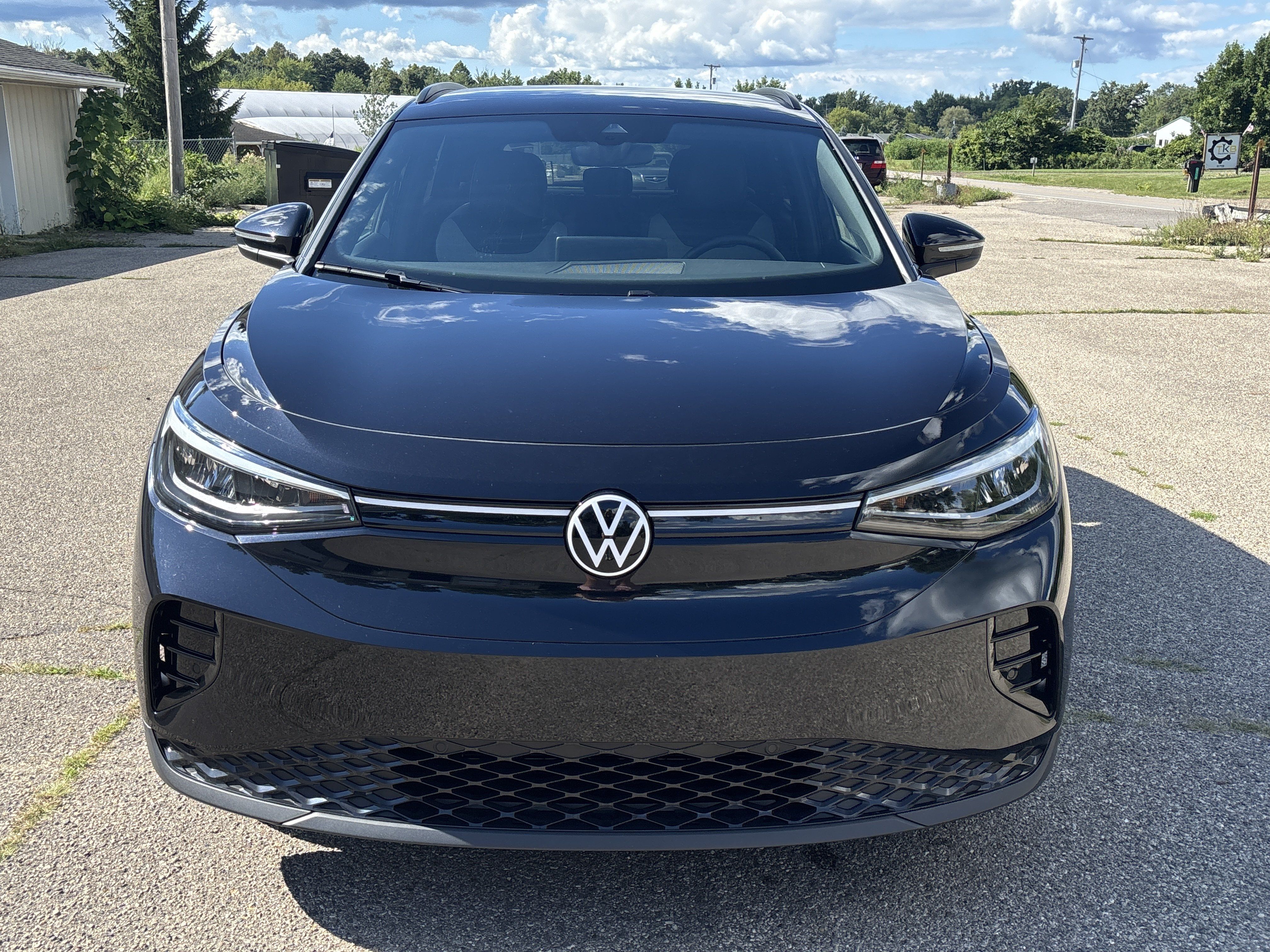 Used 2024 Volkswagen ID.4 2WD image 9