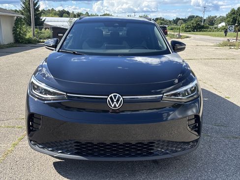 Used 2024 Volkswagen ID.4 2WD image 9