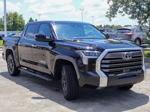 Used 2024 Toyota Tundra Limited AWD/4WD image 27