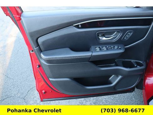 Used 2024 Honda Pilot Touring image 24