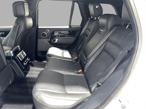 Used 2019 Land Rover Range Rover HSE image 23