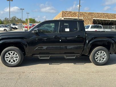 New 2026 Toyota Tacoma SR5