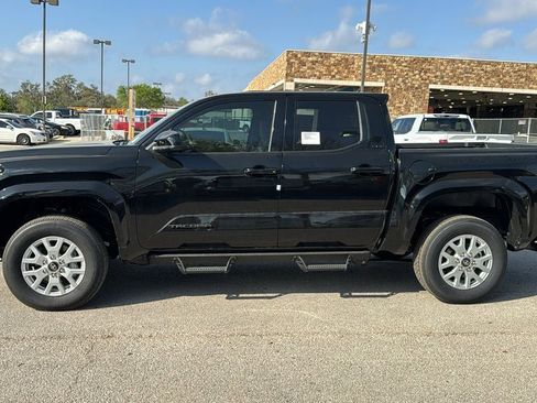 New 2026 Toyota Tacoma SR5 image 4