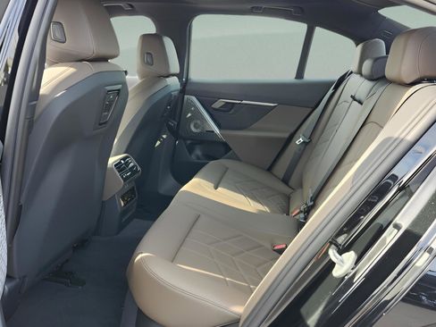New 2026 BMW 530i RWD image 20