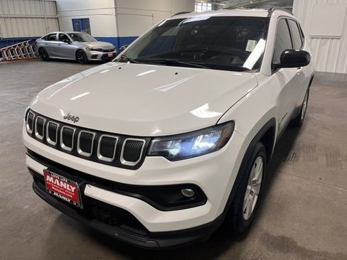 Used 2022 Jeep Compass Latitude image 7