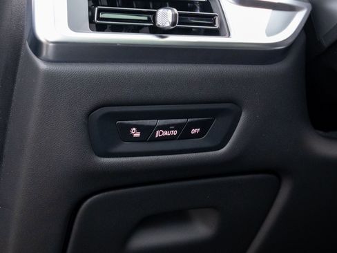 New 2026 BMW X5 xDrive50e w/ Executive Package image 21