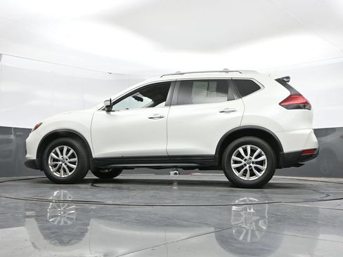 Used 2017 Nissan Rogue SV w/ SV Premium Package AWD/4WD image 36