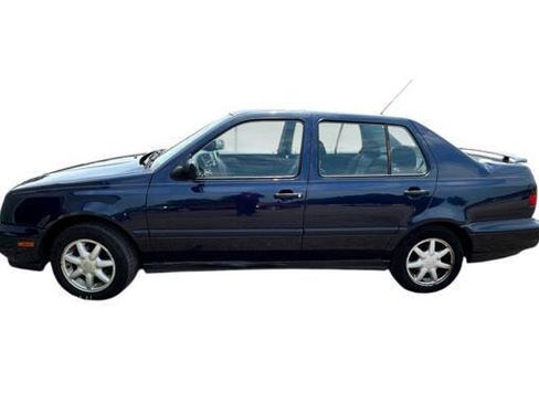 Used 1997 Volkswagen Jetta GT FWD image 2