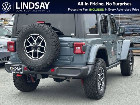 Used 2025 Jeep Wrangler Unlimited Rubicon w/ Convenience Group image 7