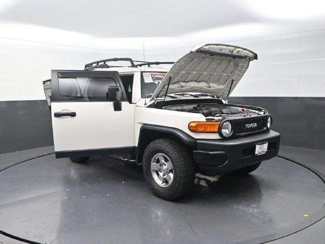 Used 2010 Toyota FJ Cruiser 4WD w/ Convenience Pkg image 33