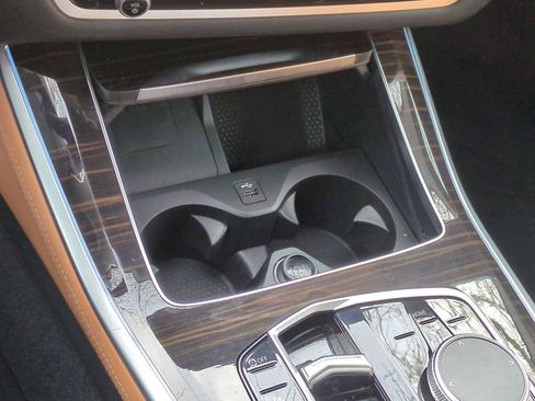 Certified 2024 BMW X5 xDrive40i w/ M Sport Package image 33