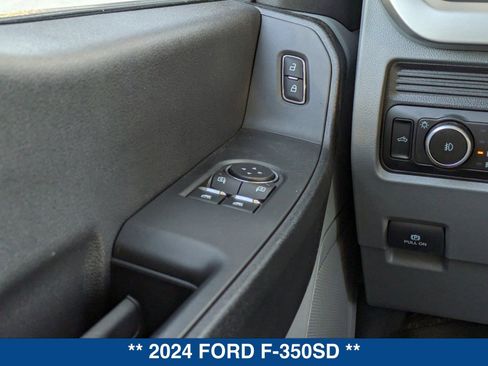 New 2024 Ford F350 XL w/ XL Chrome Package image 18