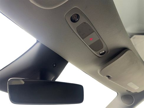 Used 2024 Tesla Model Y Long Range image 68